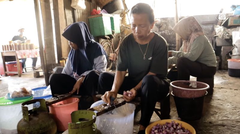 Keren! Usaha Bawang Goreng di Sukoharjo Ini Habiskan 5 Kuintal Bawang Sehari