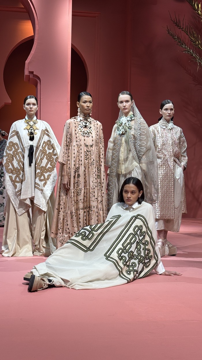 Koleksi Raya Biyan 2025