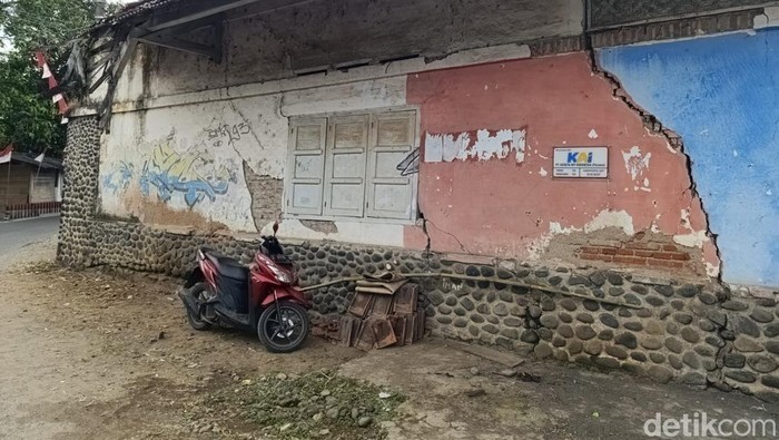 Kondisi stasiun KA Pangandaran