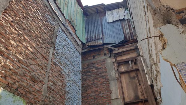 Lahan Bekas Rumah 2x3 Meter Nenek Hasna