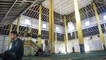 Melihat Masjid Tertua yang Dibangun dari Kayu Ulin Khas Kalimantan Timur