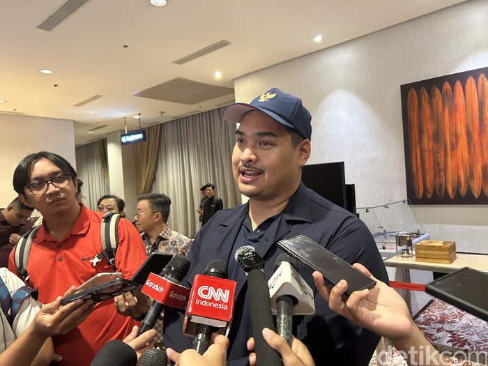 Menpora Dito Ariotedjo