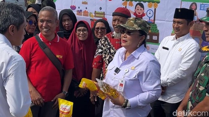 Pemantauan minyakita di Wonosari, Gunungkidul, Rabu (12/3/2025).