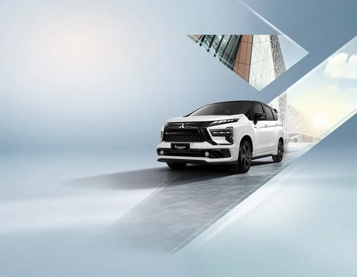 Mitsubishi Xpander HEV Play