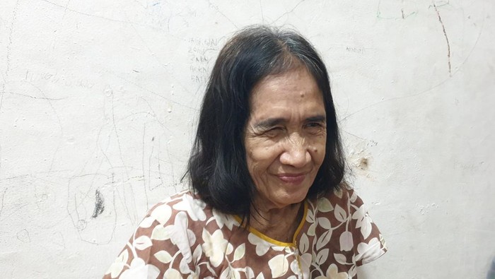 Nenek Hasna