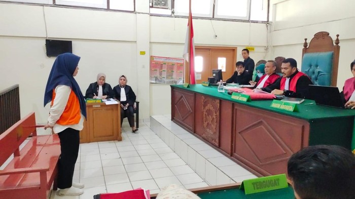 Oknum bidan Agustina menjalani sidang vonis di Pengadilan Negeri Palembang