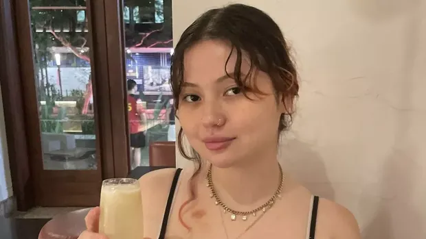 Seorang perempuan bercerita soal pekerjaannya jadi 'pacar profesional' dan berapa bayaran yang ia terima. Jumlahnya sangat besar, bahkan hanya untuk 5 menit.