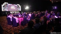 Menteri Koperasi Budi Arie Setiadi, Direktur Institutional Banking BNI Munadi Herlambang, dan Direktur Utama LPDB Supomo menjadi pembicara diskusi panel 2 Demi Indonesia Ayo Berkoperasi, Koperasi Bangkit