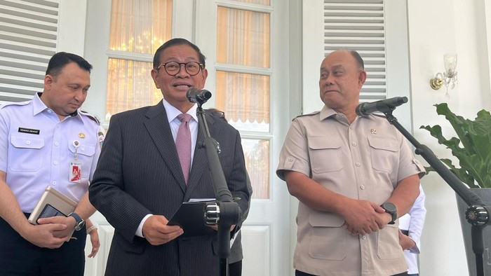 Pramono dan Kepala BGN Dadan (Rumondang/detikcom)