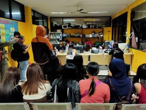 Satpol PP Jaring 14 PSK di RTH Tubagus Angke-Gang Royal Jakbar