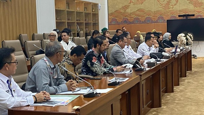 Rapat Komisi VI DPR bersama BPKN. (Dwi R/detikcom)