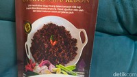 Namun, tak ada salahnya mencoba rendang udang rebon ini. Apalagi jika menikmatinya dengan nasi hangat dan tambahan lauk lainnya. Foto: detikFood/Yenny Mustika Sari