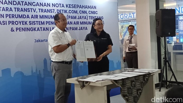 Transmedia bersama PAM JAYA menjalin kerja sama publikasi proyek sistem pengolahan air minum dan peningkatan layanan PAM JAYA. (Maulani/detikcom).