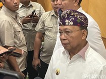 Koster Larang Hotel dan Vila Kuasai Pantai
