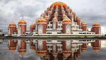 Wisata Religi Masjid 99 Kubah Asmaul Husna di Makassar