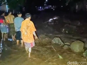 Banjir Bandang di Lereng Argopuro Bondowoso Rusak Madrasah dan Jembatan