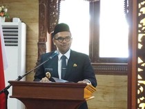 Bupati Faiz Teken Edaran Atur Jam Operasional Toko Modern di Batang