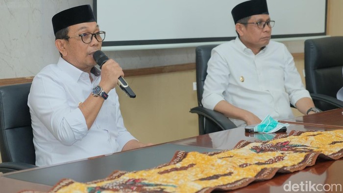 Bupati Soppeng Suwardi Haseng (kiri) bersama Wabup Soppeng Selle Ks Dalle.