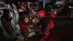 Evakuasi Penumpang Serangan Kereta di Pakistan