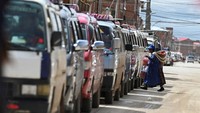 Krisis BBM juga telah mengganggu aktivitas ekonomi dan kehidupan sehari-hari, merugikan perdagangan dan produksi pertanian, serta menyebabkan harga pangan melonjak.  