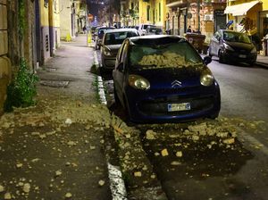 Video: Suasana Naples Italia Setelah Diguncang Gempa, Warga Berhamburan di Jalan
