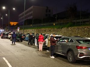 Gempa Guncang Naples Italia, Warga Panik Berhamburan ke Jalan