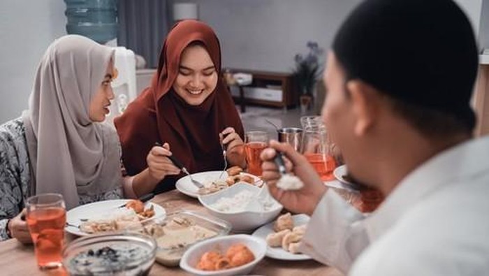 Ilustrasi berbuka puasa