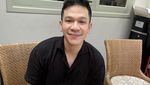 Jordi Onsu Sibuk Promosikan Lauk hingga JRD Snack di TikTok