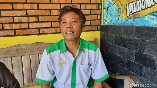 Kelompok Penambang Progo (KPP), Yunianto saat memberikan keterangan di Sedayu, Bantul, Kamis (13/3/2025)