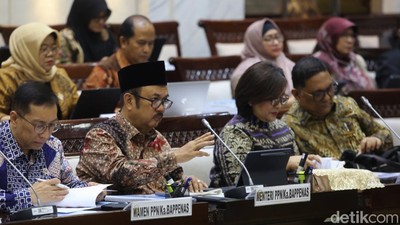 Kepala Bappenas-Komisi XI Raker Bahas RPJMN 2025-2029