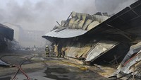 Serangan rudal Moskow itu, seperti dilansir AFP, Rabu (12/3/2025), menghantam wilayah Ukraina pada Selasa (11/3) tengah malam, saat otoritas Kyiv menyatakan dukungan terhadap usulan Amerika Serikat (AS) untuk gencatan senjata selama 30 hari dan setuju untuk segera berunding dengan Rusia.  