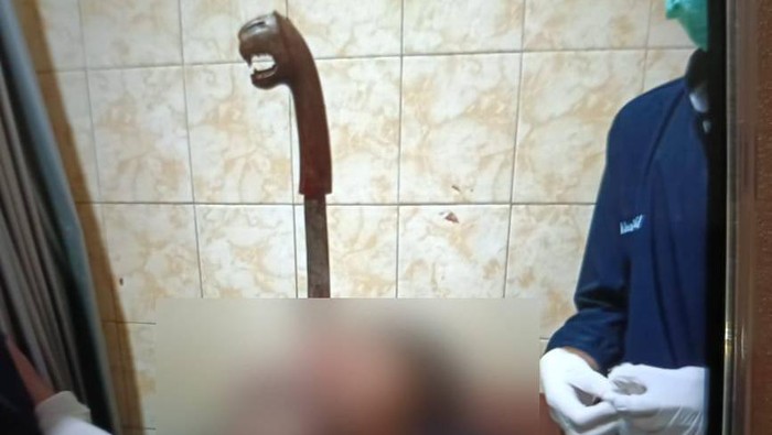 Lerai Ortu Cekcok Perut Remaja Tasikmalaya Tertusuk Pedang Berkepala Harimau