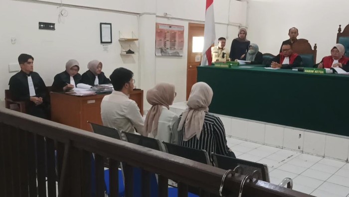Luthfi dr koas Unsri korban penganiayaan hadir di persidangan