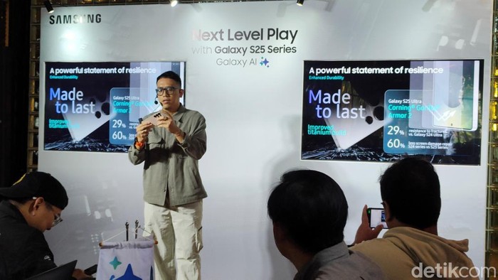Samsung S25 Series tak hanya handal dari segi kamera, tapi juga tangguh dalam melahap beragam game berat di Android. Kemampuan tersebut berkat peningkatan chipset dan sistem pendingin yang dimilikinya.