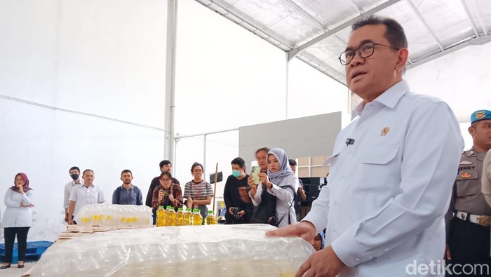 Mendag Tutup Pabrik Kemas Penyunat MinyaKita