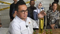 Mendag Budi Santoso menjelaskan ia bersama tim pengawas dari Polri sudah mendapat laporan terkait pengurangan isi volume MinyaKita yang dilakukan PT AEGA pada awal Maret 2025.  