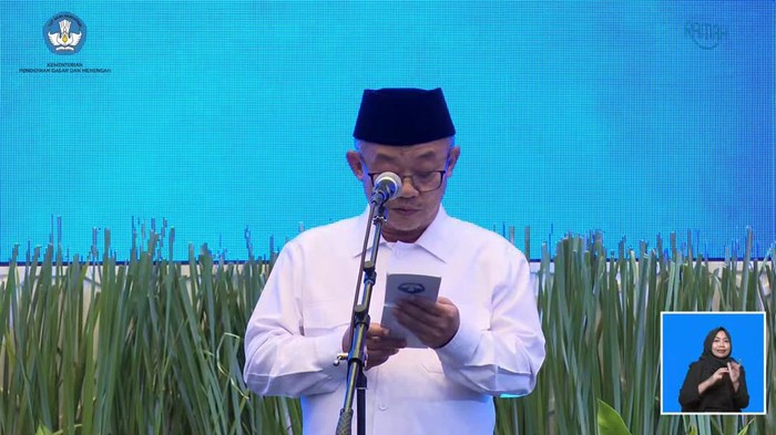 Menteri Pendidikan Dasar dan Menengah (Mendikdasmen) Abdul Muti