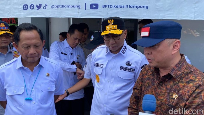 Menteri Perhubungan Dudy Purwaghandi