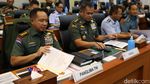 Panglima TNI-Komisi I DPR Bahas Revisi UU TNI