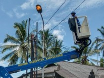 Dishub Karangasem Perbaiki LPJU Jelang Mudik Lebaran