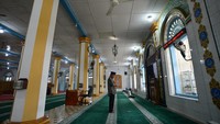 Masjid peninggalan abad ke-19 itu dibangun pada tahun 1805.