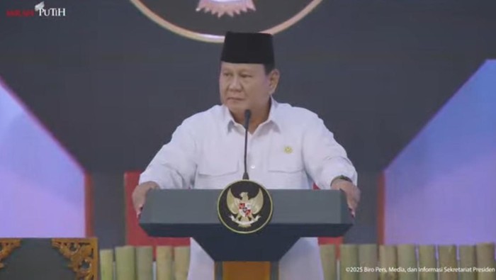 Presiden Prabowo Subianto mengungkap alasan dirinya mengumpulkan rektor perguruan tinggi negeri dan swasta di Istana sore ini (YouTube Setpres)