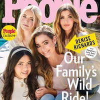 Mengenai operasi anaknya, Denise sendiri mengaku merasa sedih. “Aku jadi melihat putriku ingin melakukan operasi hidung. Aku merasa tidak enak karena dia harus meniru hidungku atau apalah karena aku tidak ingin [putri-putriku] merasa mereka harus berpenampilan tertentu,” kata pemain Wild Things tersebut. Foto: Instagram