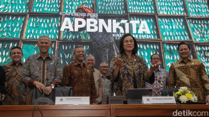 Menkeu Sri Mulyani melaporkan APBN sampai 28 Februari 2025 defisit Rp 31,2 triliun. Realisasi itu setara dengan 0,13% terhadap Produk Domestik Bruto (PDB).