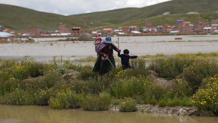 Sudah seminggu berlangsung, Bolivia masih dilanda banjir yang disebabkan oleh luapan sungai. Ini penampakannya.
