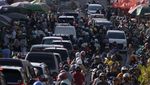Pasar Tumpah Bikin Jalur Mudik di Bandar Lampung Macet