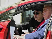 Dealer-dealer Tesla di Eropa Dirusak, Mobil Dibakar
