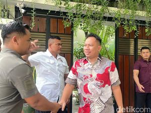 Vicky Prasetyo Temui Jokowi di Solo, Minta Wejangan soal Politik