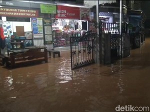 Ratusan Rumah di Cimanggung Sumedang Terendam Banjir