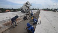Rencananya ruas tersebut akan dibuka fungsional saat arus mudik Lebaran 2025.  